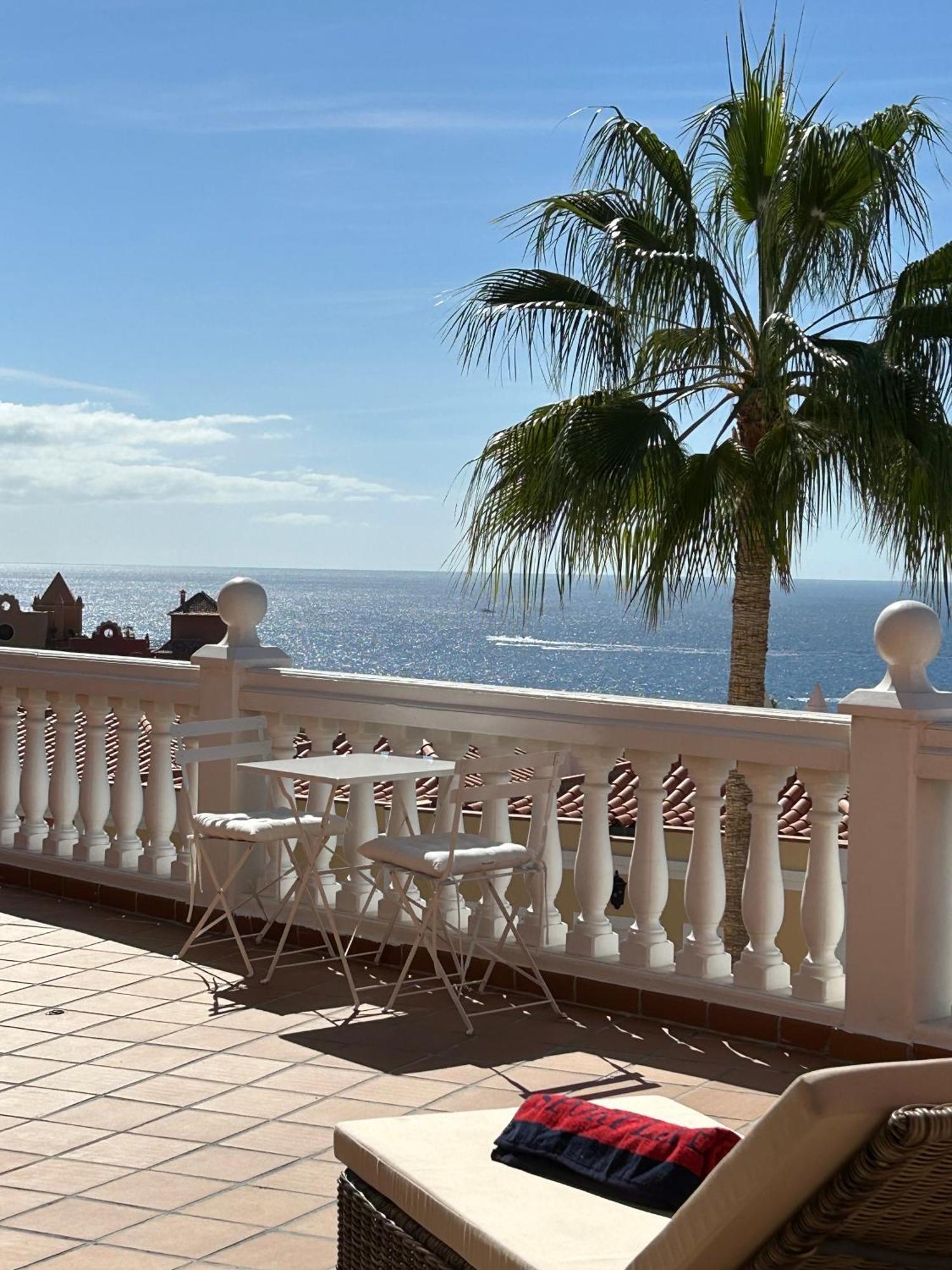 Playa Del Duque-Amazing Views 2 Bedroom Costa Adeje Dış mekan fotoğraf