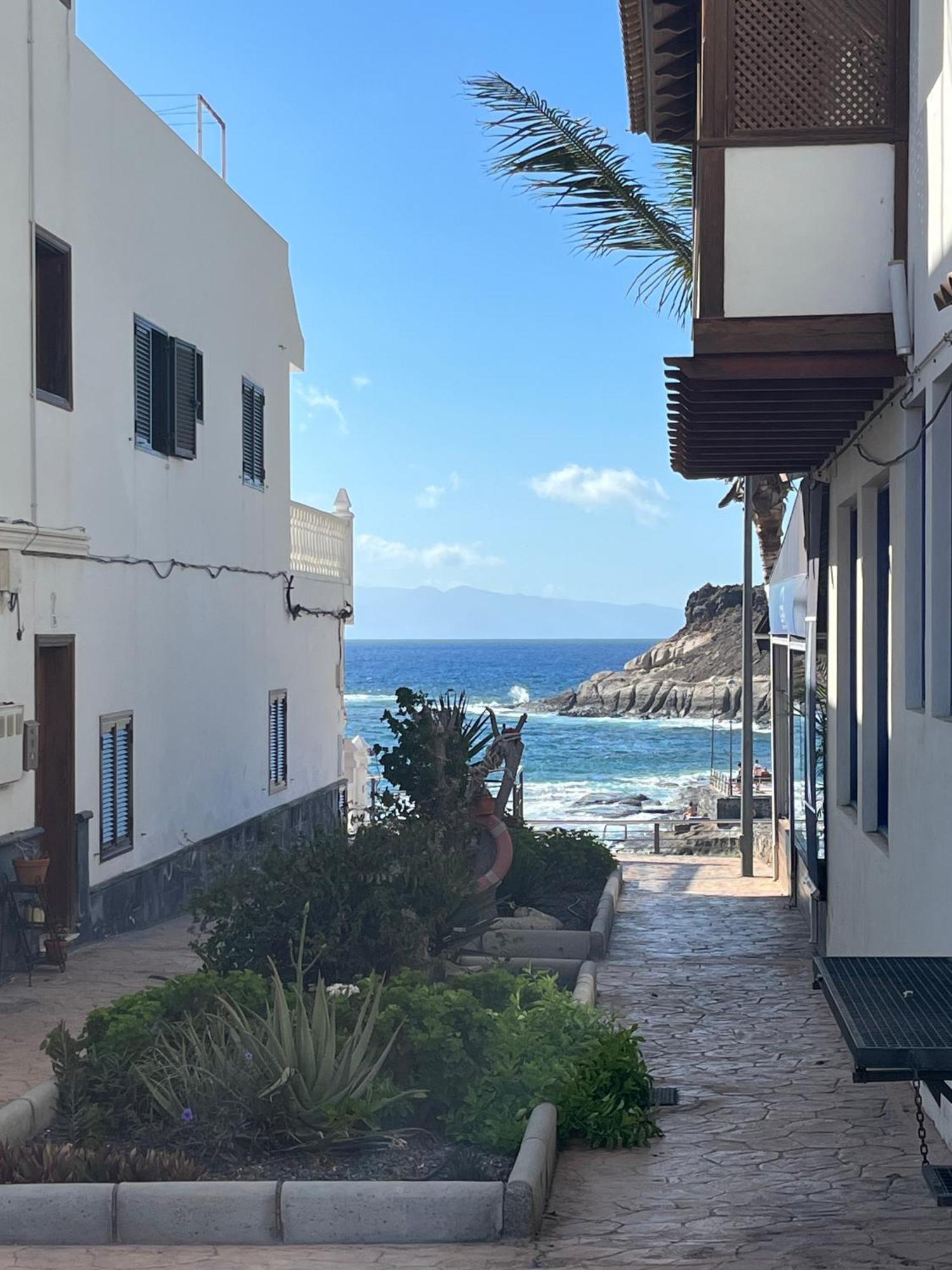 Playa Del Duque-Amazing Views 2 Bedroom Costa Adeje Dış mekan fotoğraf