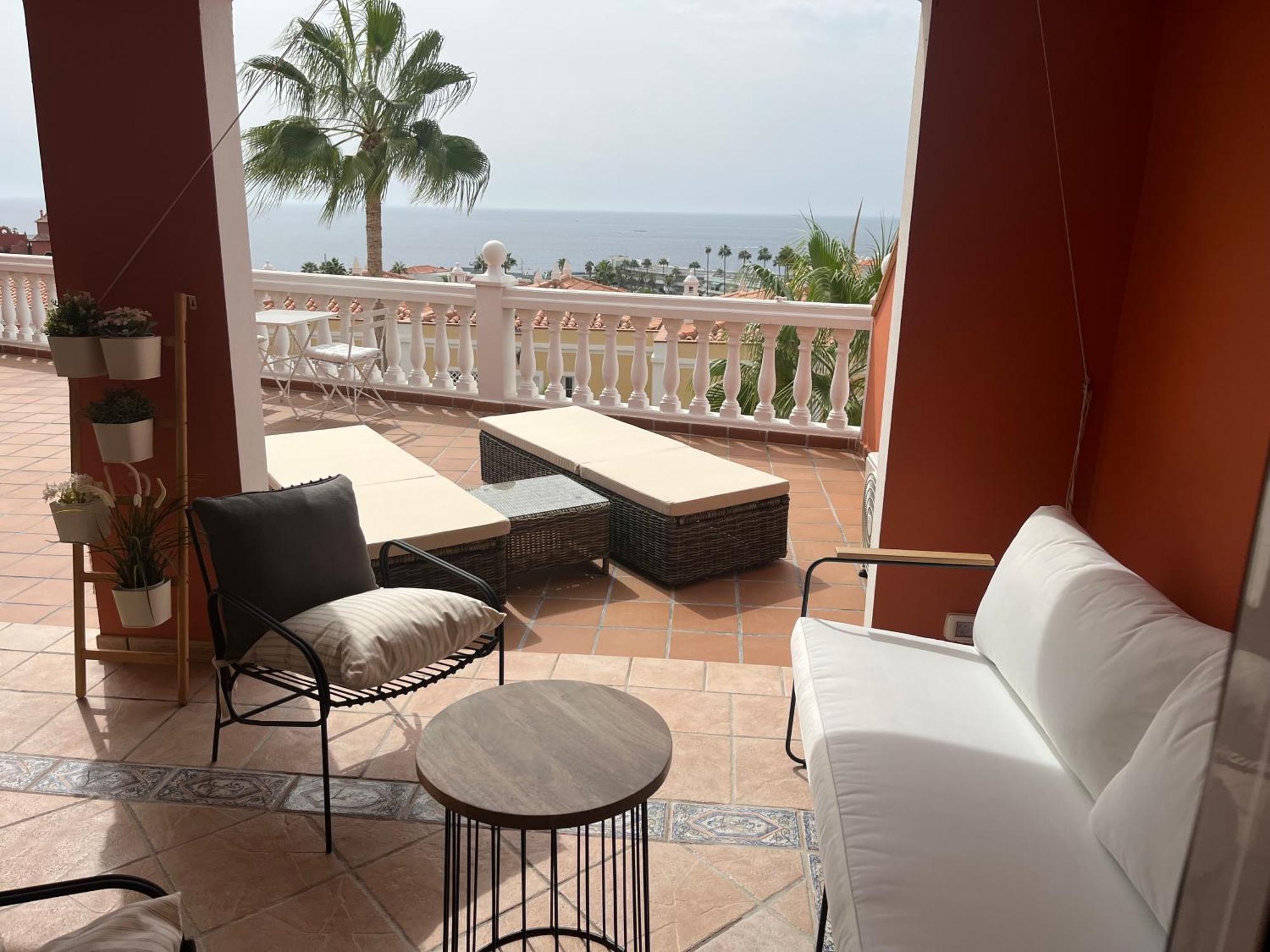 Playa Del Duque-Amazing Views 2 Bedroom Costa Adeje Dış mekan fotoğraf