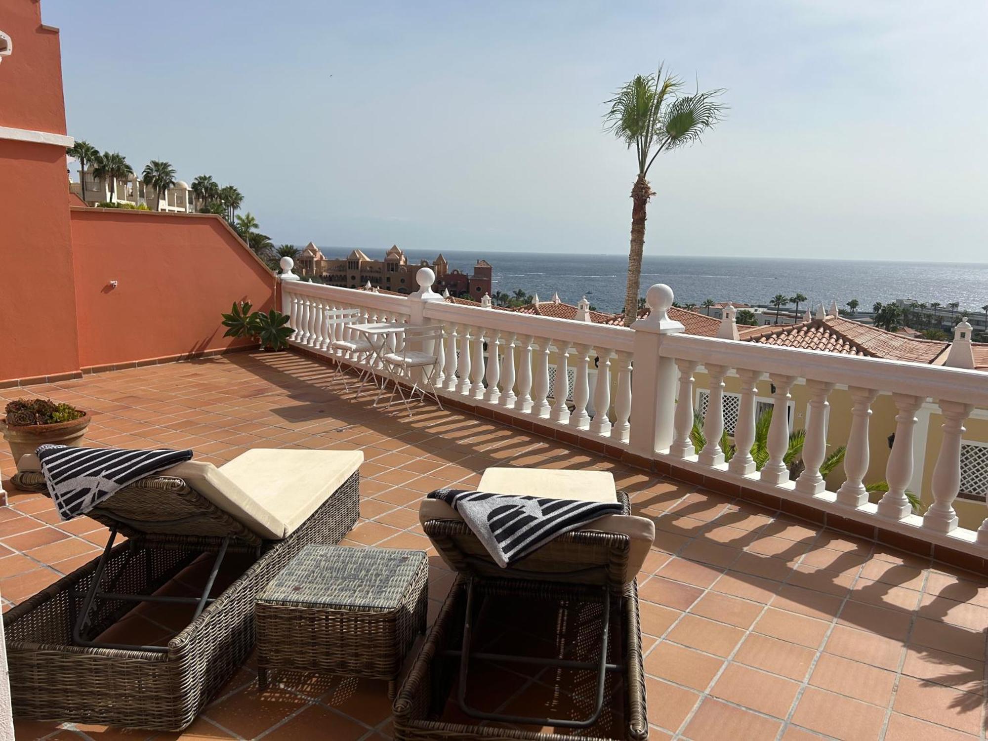 Playa Del Duque-Amazing Views 2 Bedroom Costa Adeje Dış mekan fotoğraf
